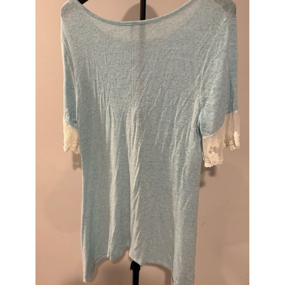 Light Blue Lace-Sleeve Women's Tunic Top - Picture 4 of 6